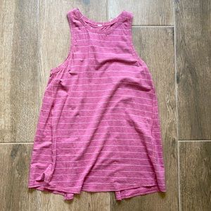 Lululemon tank top (with open back)